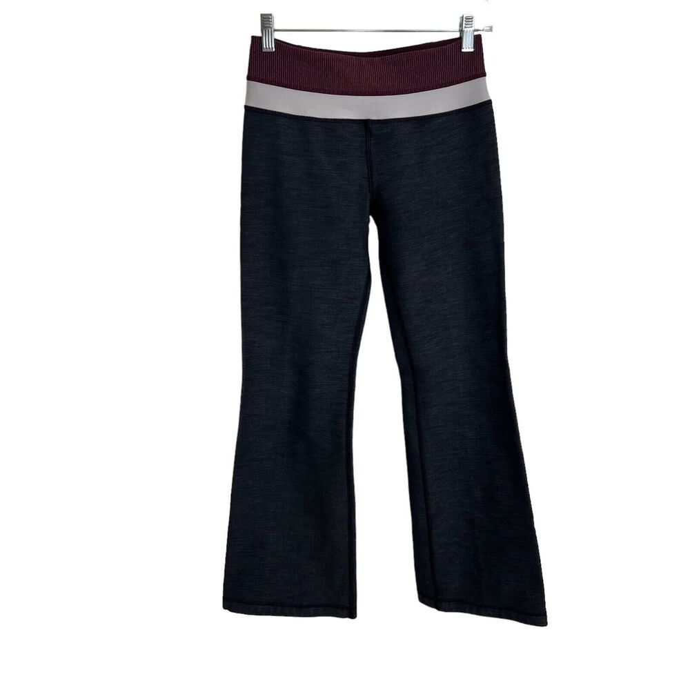 Lululemon Womens Activewear Leggings Size 4 Boot Cut Leg Yoga Workout Athleisure